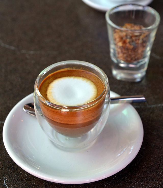 Cách pha cà phê caramel macchiato chuẩn Italia
