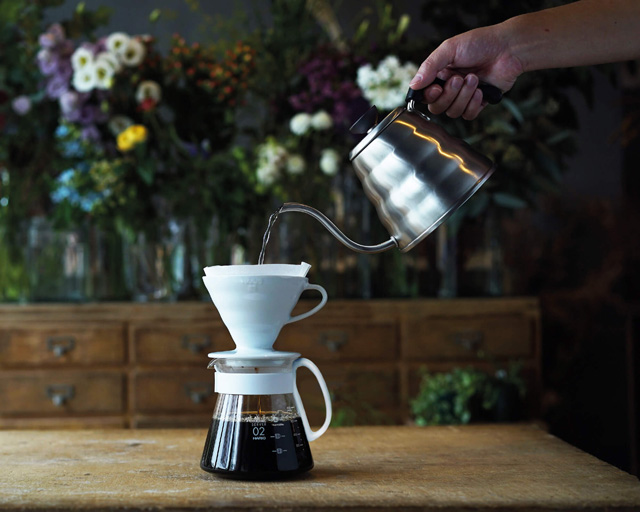 Cách pha cà phê pour over chuẩn Barista chuyên nghiệp
