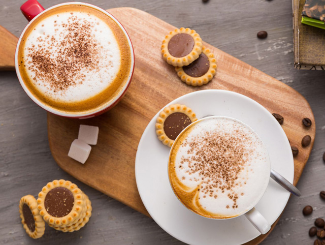 Cách pha cà phê tạo hình latte và capuchino kiểu Ý
